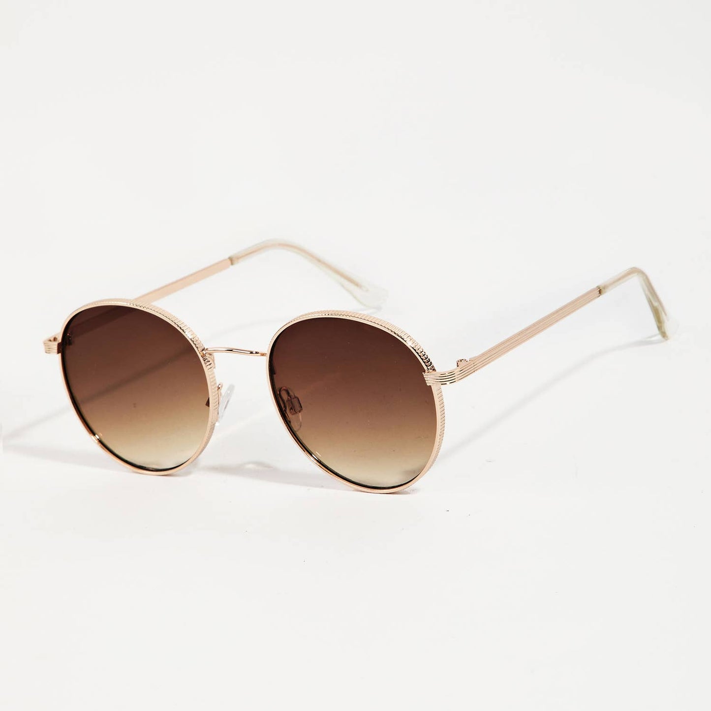 Grooved Metallic Frame Sunglasses: ASSORTED